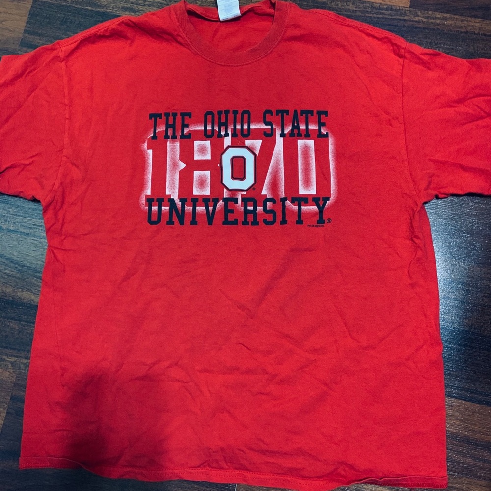 Mens XL red Ohio Stare  University tee  shirt